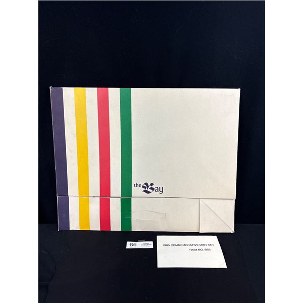 An Unused Cardboard Vintage Hudsons Bay Gift Box