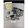 Image 1 : 16 Pcs of New Old Stock Jewelry