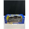 Image 1 : 1:18th Scale Corvette Road & Track in Original Box