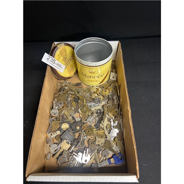 Vintage Old Key Lot in Tobacco Tin