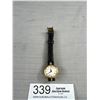 Image 1 : Ladies Gucci Watch, Swiss Made, Quartz Battery Required, Crystal Missing