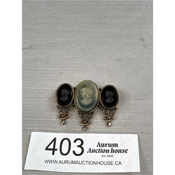 Fabulous Antique Cameo Brooch Beauty!