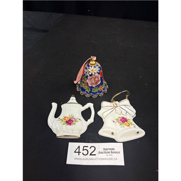 2 Vintage Royal Albert Old Country Rose Porcelain Christmas Tree Decorations +  Decorative Bell