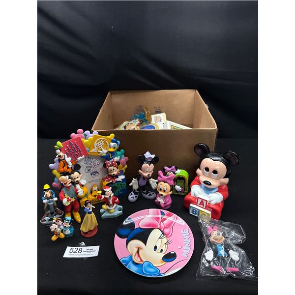 Large lot of Vintage Mickey Mouse & Disney Items
