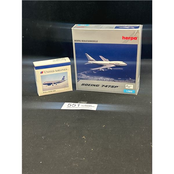 2 Diecast Planes in Box, Herpa, Bowing 747 and United Airlines