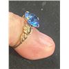 Image 5 : Very Nice 10k Gold Ladies Ring w/ Blue Stone Weighing 1.8 gr
