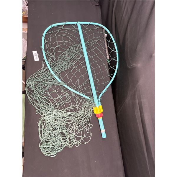 Large Retractable Fishing Net 36" x 26"