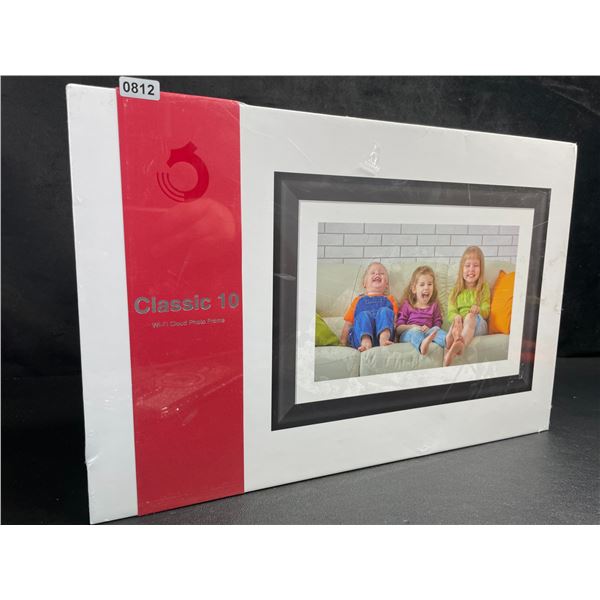 Dragon Touch Classic 10 Digital Picture Frame/WiFi 10" Cloud Photo Frame (32GB) - New Sealed!