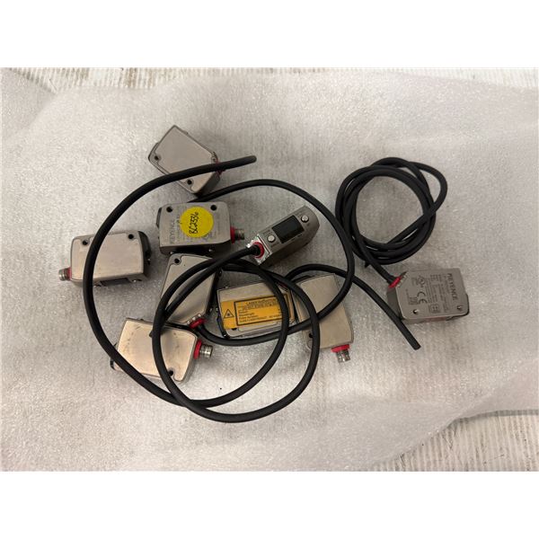 Lot of Keyence #LR-ZB250AP & #LRZH500CP