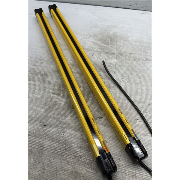 Set of Keyence #GL-R63F Safety Light Curtains