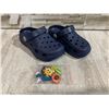 Image 1 : Childrens Croc Style Shoes Size 11