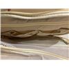 Image 4 : Warm White Travel Bag