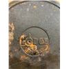 Image 2 : Lodge Cast Iron Pan 8" Round