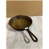 Image 4 : Lodge Cast Iron Pan 8" Round