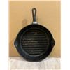 Image 4 : Wagner Ware 11" Round Ribbed Cast Iron Pan