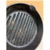 Image 6 : Wagner Ware 11" Round Ribbed Cast Iron Pan