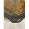 Image 4 : Lodge Cast Iron Pan 12" Round