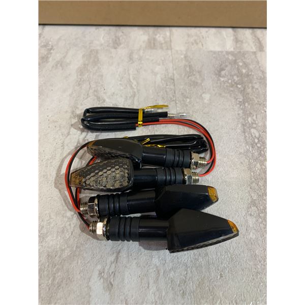 Universal 4 Pcs Motorcycle Bullet Turn Signal Lights