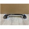 Image 2 : Chrome Suction Safety Bar