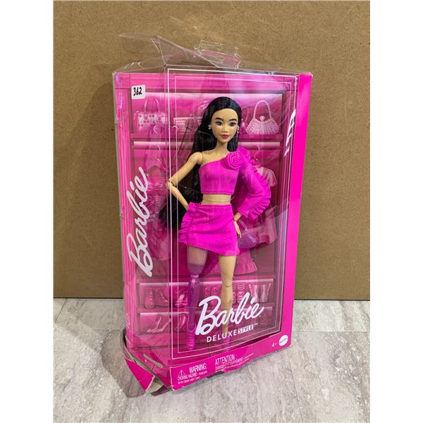 Barbie Deluxe Style Disabled Fake Leg