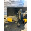 Image 10 : Mastercraft Belt & Disc Sander Bench Top Combo