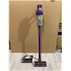 Image 1 : Dyson V10 Animal Cordless Vacuum w/ Charger