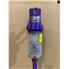 Image 4 : Dyson V10 Animal Cordless Vacuum w/ Charger