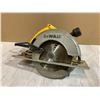 Image 2 : DeWalt DW364 7 1/4 in Circular Saw
