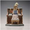 Image 1 : Lladro Practice Makes Perfect Figurine 5462