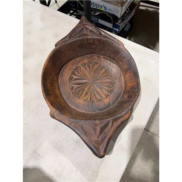 Bali wood  bowl 22 inches long