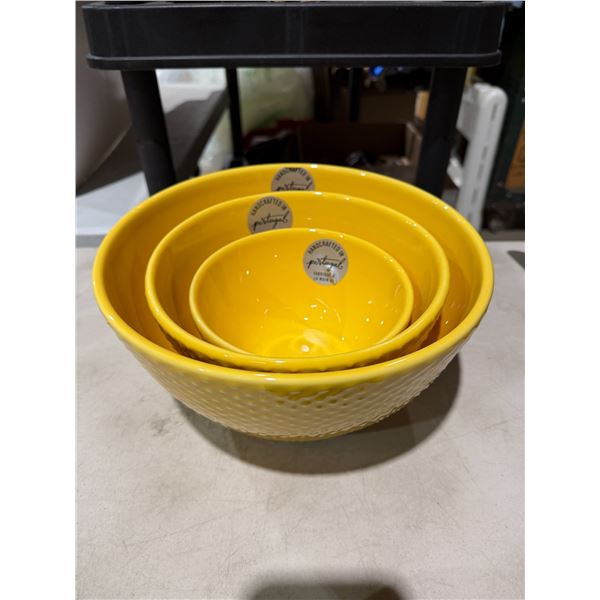 Nesting bowls handcrafted in Portugal