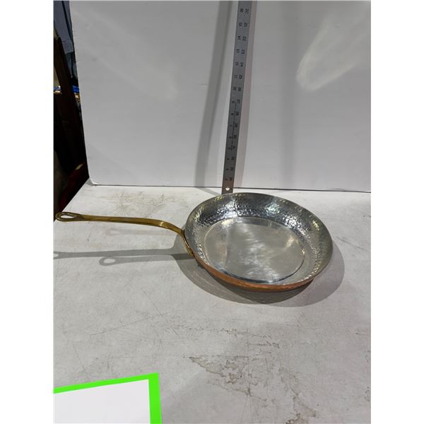Copper frying pan