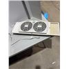 Image 1 : HOLMES adjustable window fan