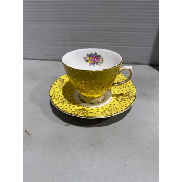COLCLOUGH made in England tea cup, and saucer