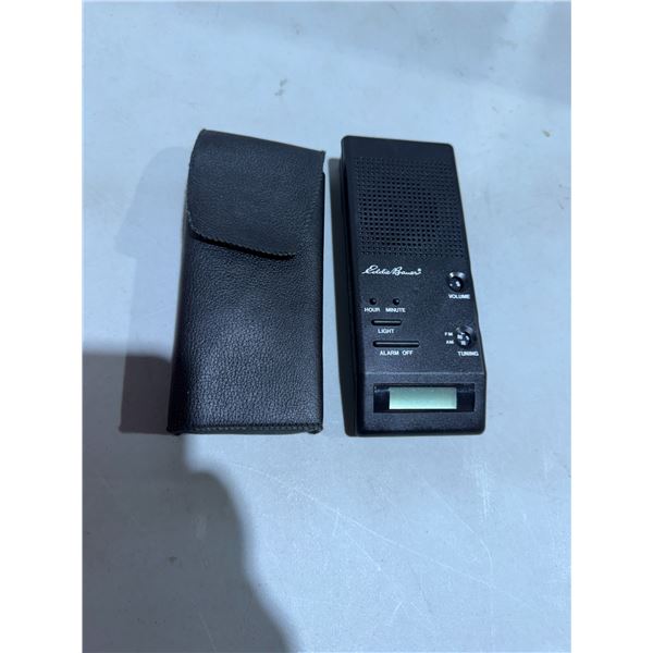 Eddie Bauer AM FM LCD clock radio model 0393