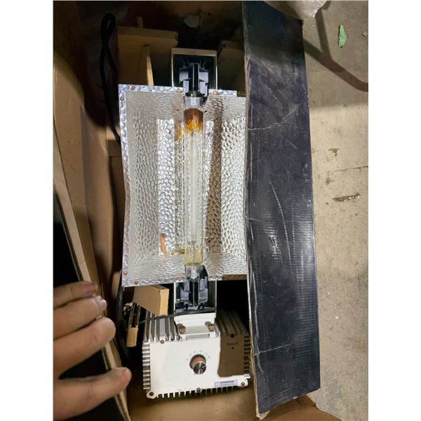 Double ended fixture