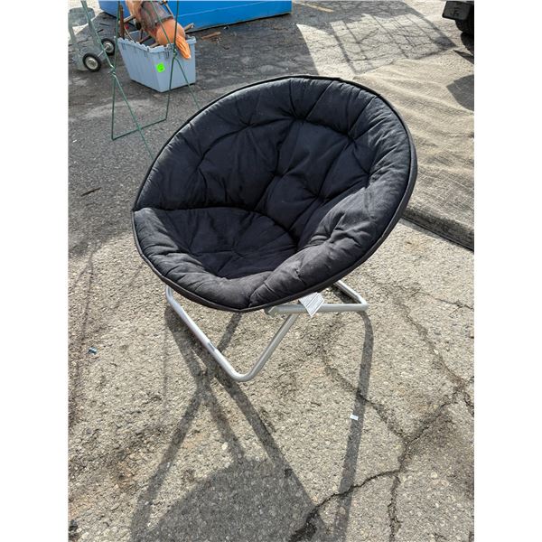 Moon chair nwt