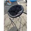Image 1 : Moon chair nwt
