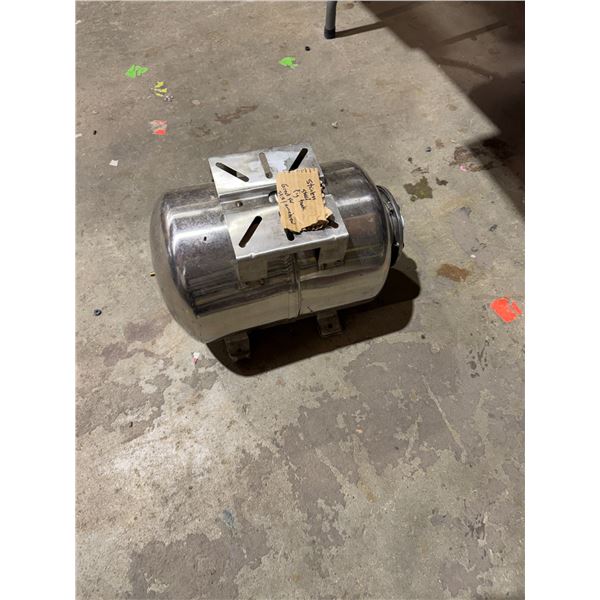 Stainless steel pig tank