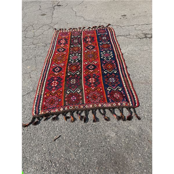 Area carpet measure 94"x 58 inches