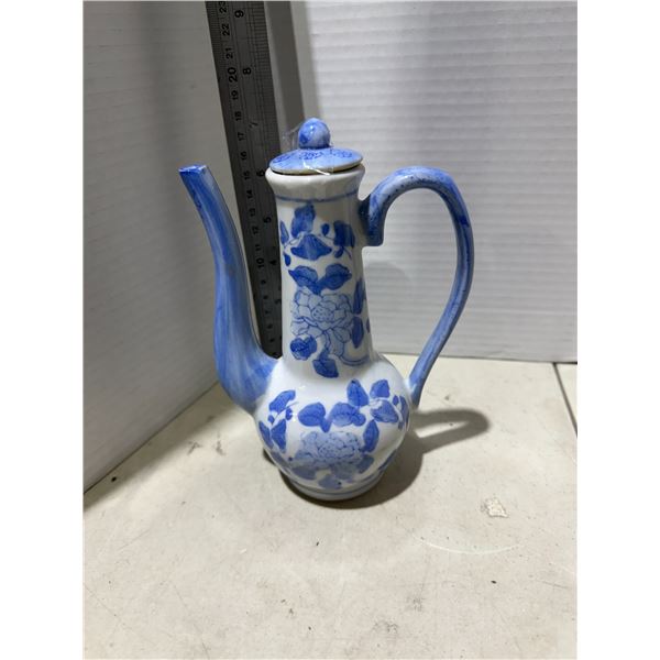 Vintage Chinese teapot
