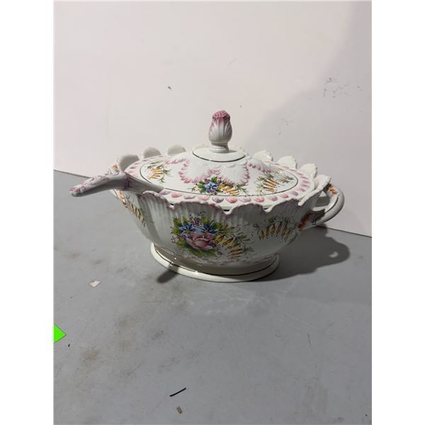 Soup tureen Italy