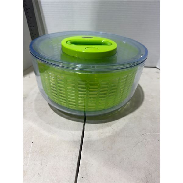 Salad spinner