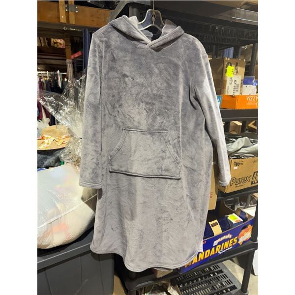 Sleepwear size small/medium