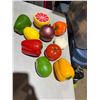 Image 1 : Fruit and vegetable container containers