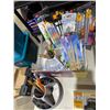 Image 1 : Paint brushes, etc.