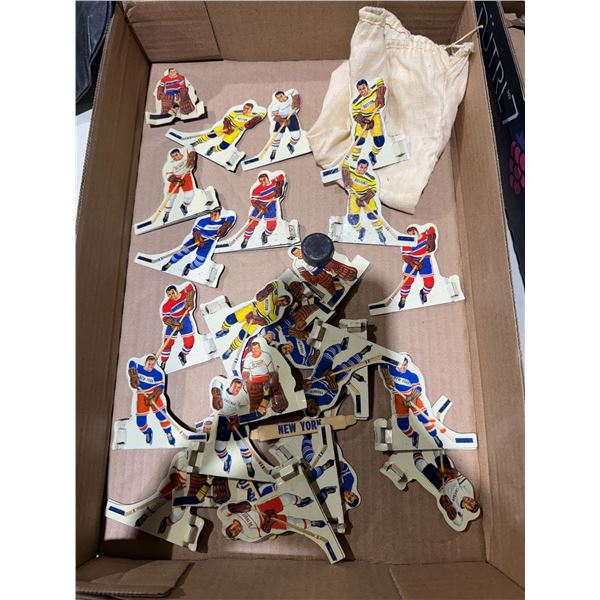 Vintage Hockey tin men
