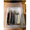 Image 1 : Assorted crafting paint brushes