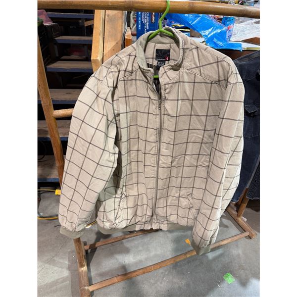 Quicksilver coat size XL