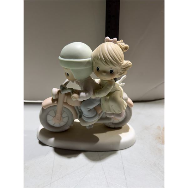 Precious moments bon voyage